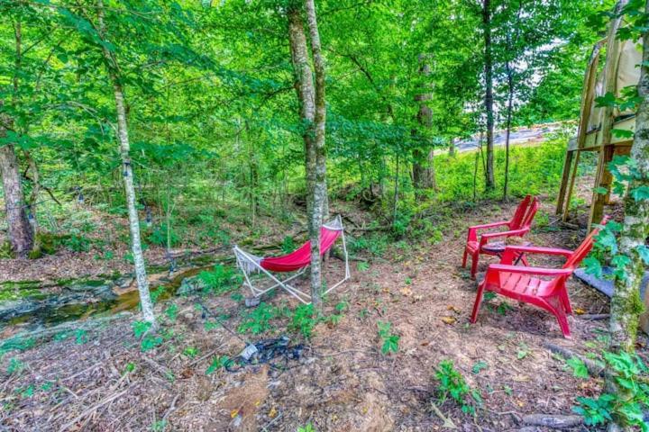 The Aries-A Stargazing, Luxury Glamping Tent Rogersville Exterior foto